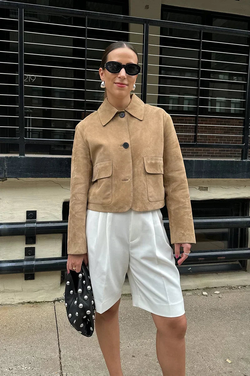 Laurel Veste Femme – Courte en Suédine Beige Élégant, Style Minimaliste & Urbain