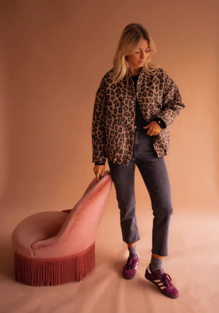 Valeria Veste Femme – Veste Léopard Élégante à Imprimé Animal & Coupe Confortable