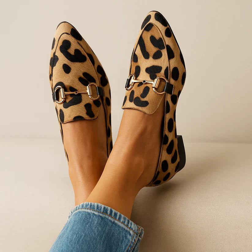 Eleanor Mocassins Femme – Chaussures à Enfiler Imprimé Léopard avec Boucle Dorée & Confort Léger