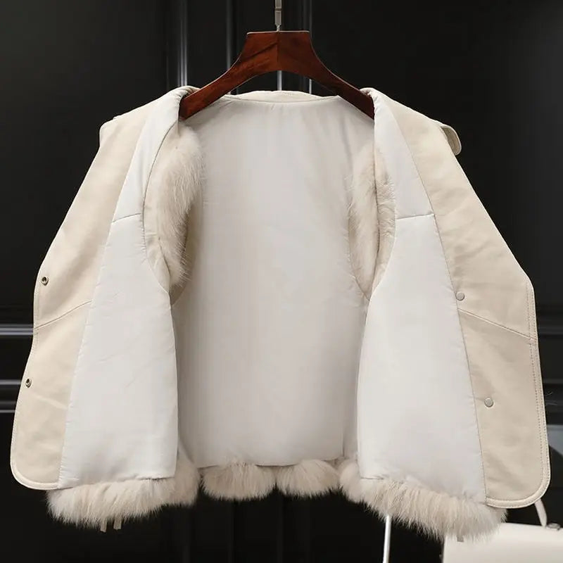 Dilara Women's Faux Fur Gilet – Elegant Design with Adjustable Fit & Soft Lining