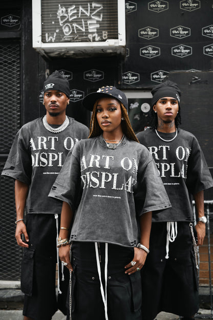 "ART ON DISPLAY" RHINESTONE DISTRESSED TEE