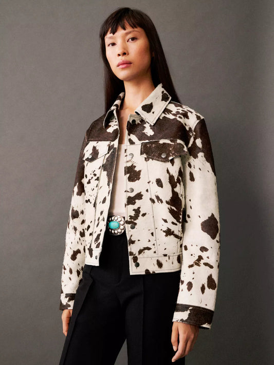 Claudia Veste Motif Vache – Audacieuse, Tendance et Originale pour un Look Unique