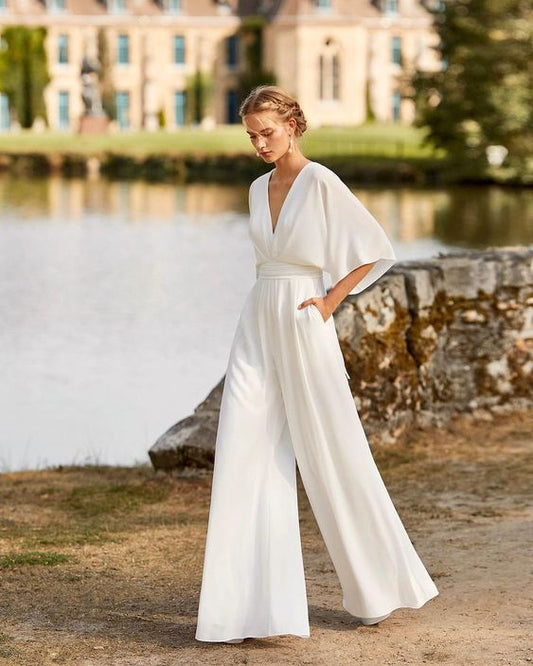 Suzette Women's Jumpsuit – Elegant Jumpsuit with Deep V-Neck & Wide Legs for a Refined Look