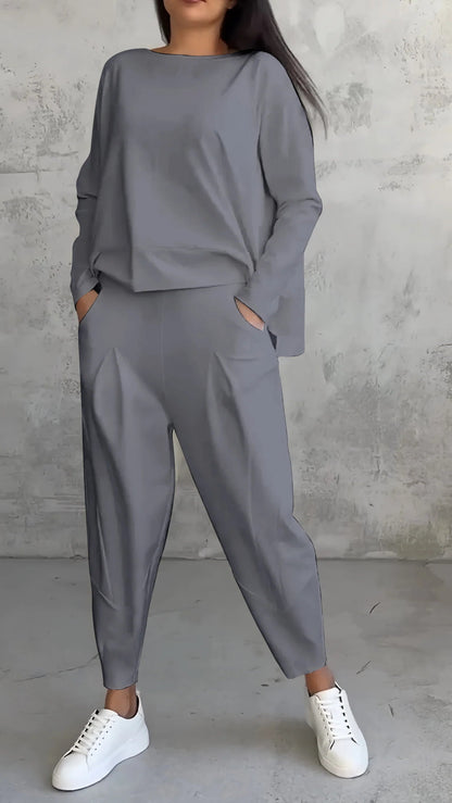 Emilie Ensemble Femme – Tenue à Col Rond en Spandex Confortable et Élégante au Style Moderne
