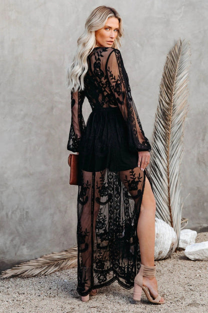Robe Longue Femme Nemia – Robe Bohème Blanche en Dentelle avec Décolleté Plongeant & Fente Haute