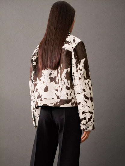 Claudia Veste Motif Vache – Audacieuse, Tendance et Originale pour un Look Unique