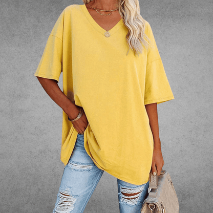 Ninon T-shirt Oversize Femme – Design confortable à col en V & tissu léger et respirant