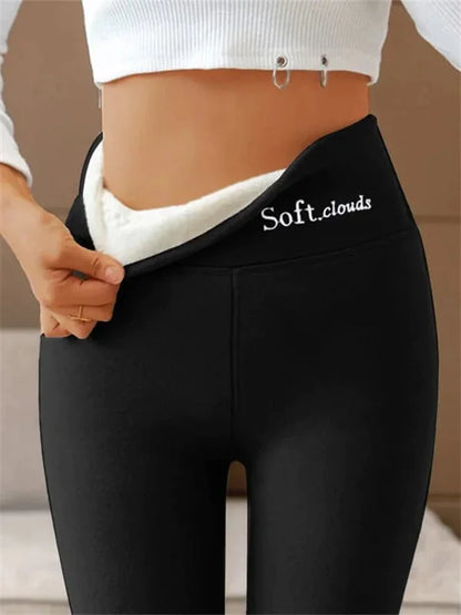 SoftCloud Fleece-Lined Leggings for Women – Ultra Warm and Stretchy Winter Pants with a Fitted Cut