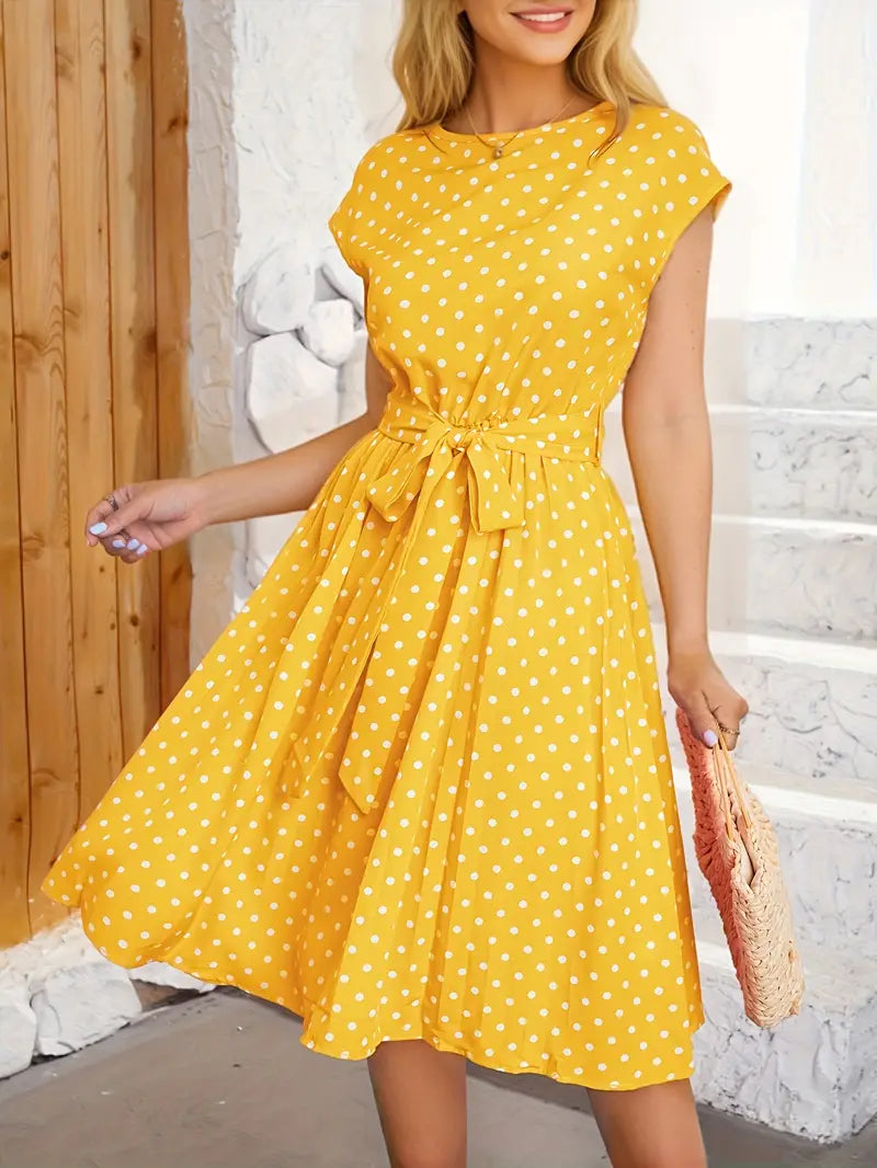 Sarrah Robe Plissée Femme – Confortable, Motif Pois Intemporel & Coupe Flatteuse