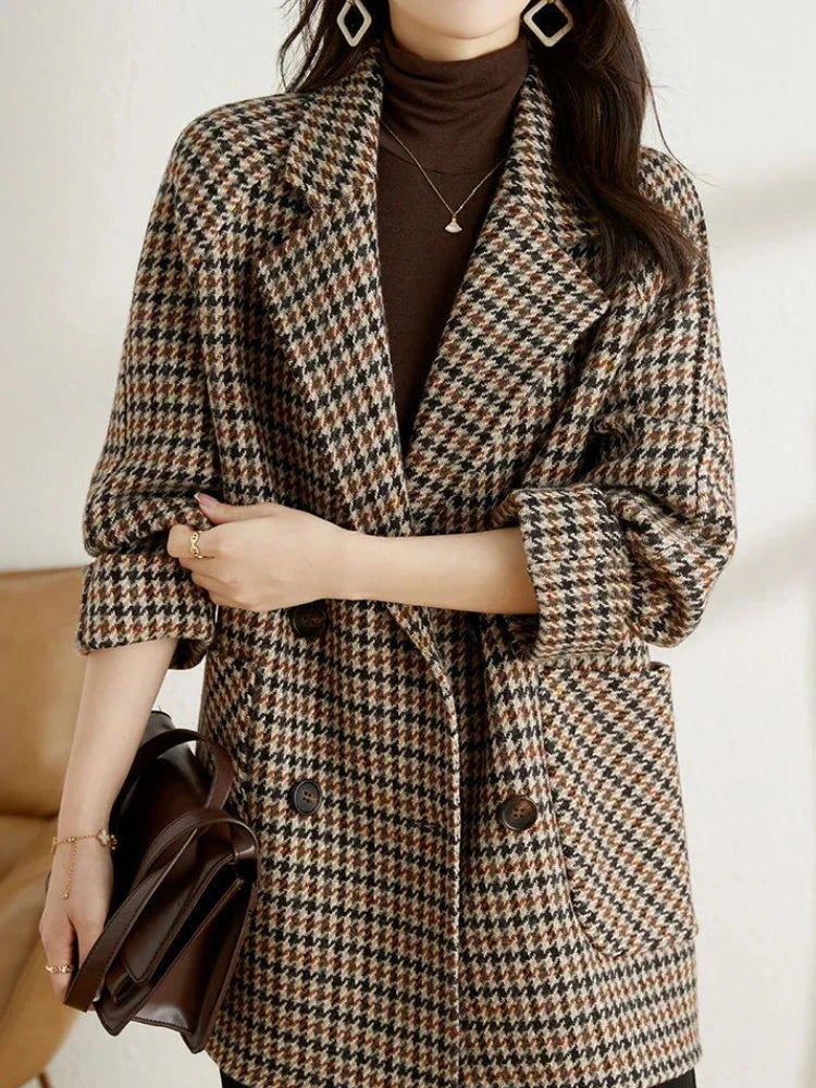 Audrey women's checkered jacket with an oversized double-breasted silhouette