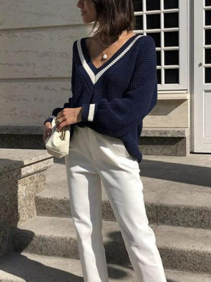 Luna Pull Sportswear Chic – Pull en Maille Bleu Marine avec Col en V à Rayures Contrastées