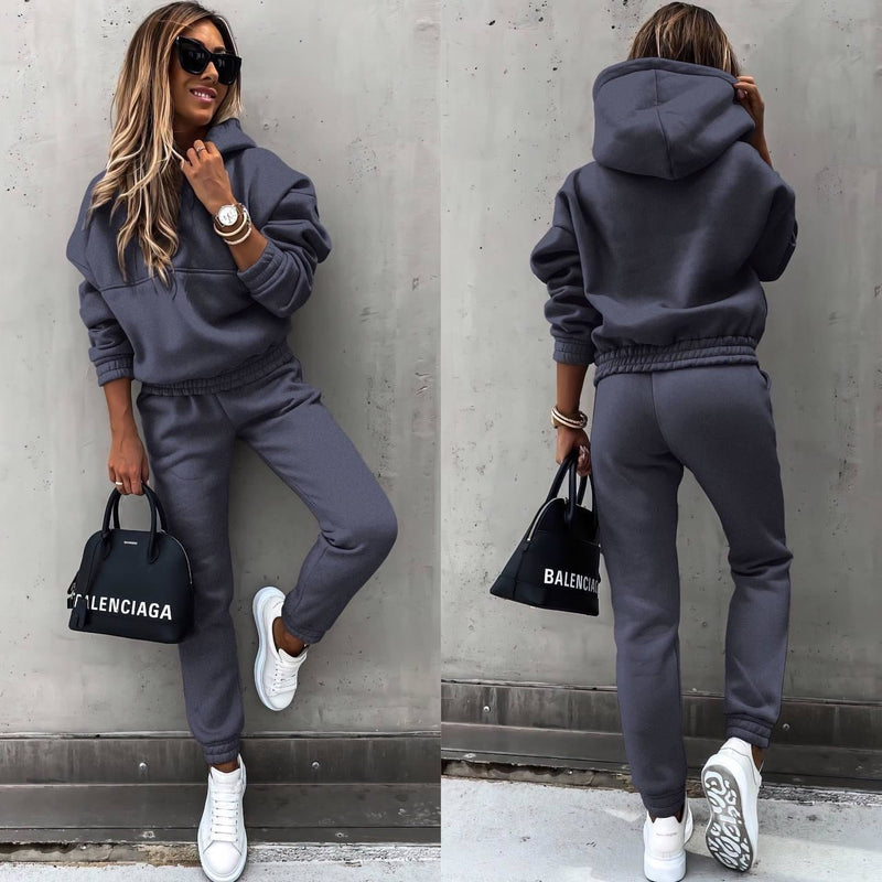 Elane Women's Jogging Set – Soft Comfort & Modern Style for Daily Relaxation
