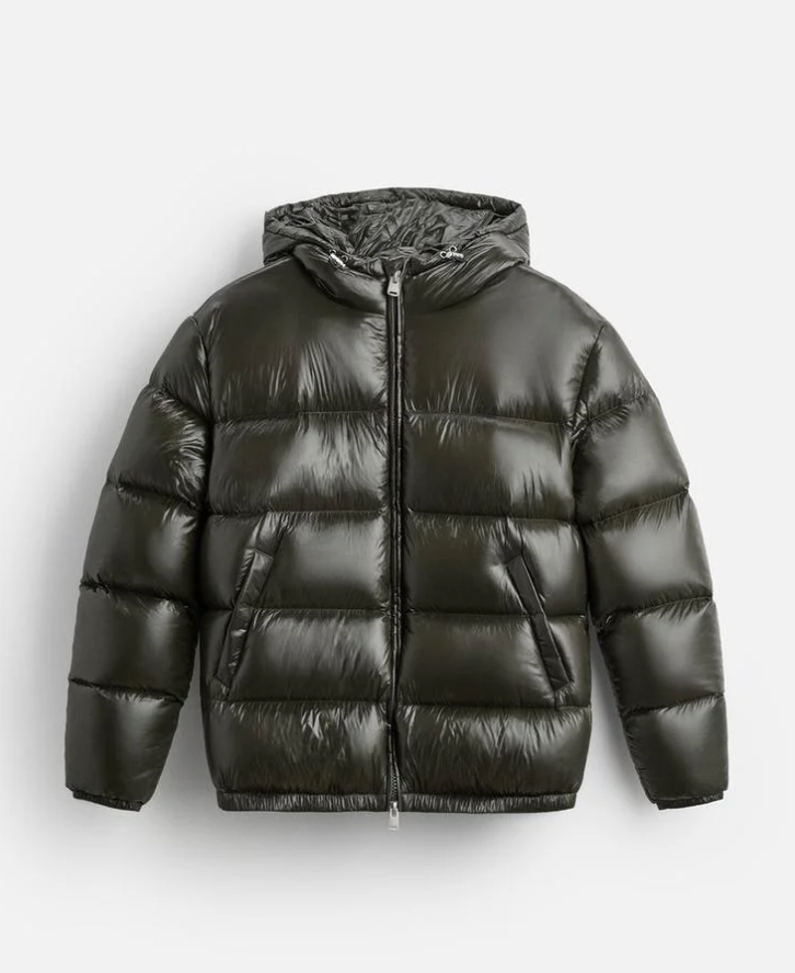 Coast Down Jacket for Men – Warm, Lightweight & Waterproof with Modern Fit