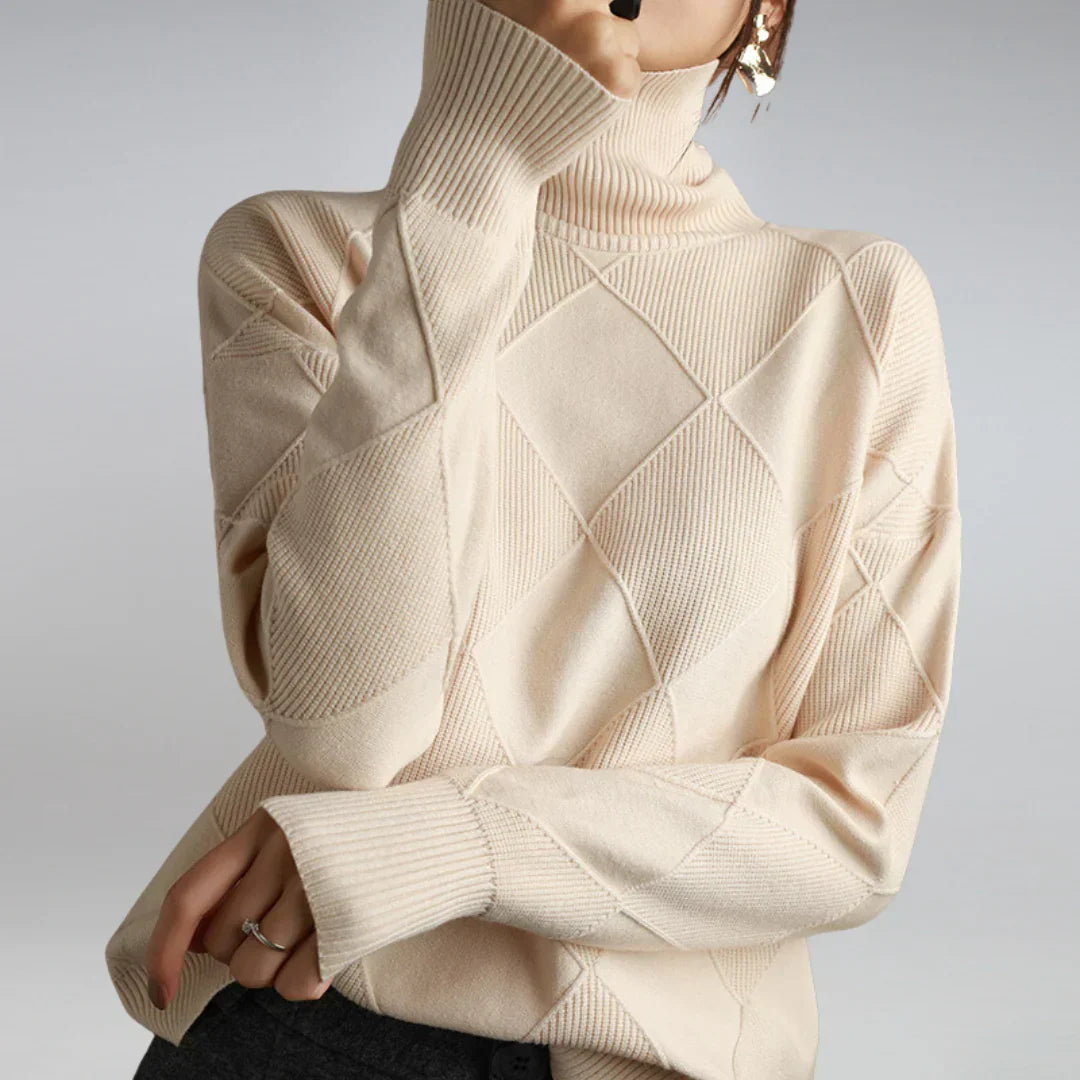 Lydia Women's Turtleneck Sweater – Luxurious Cashmere, Soft & Warm for Winter Months