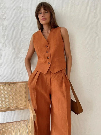 Freya summer set with a relaxed jacket and flowing wide-leg pants