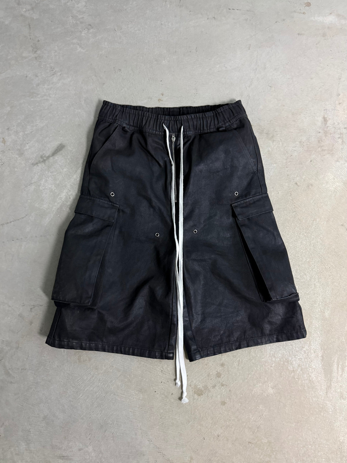 WAXED DENIM LONG CARGO SHORTS