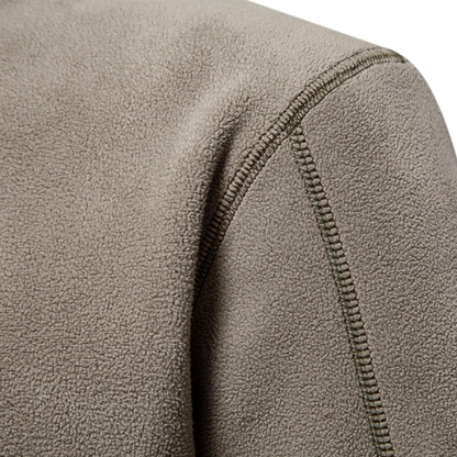 James warm wool sweater for men detail
