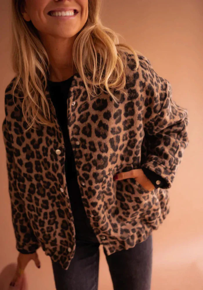 Valeria Veste Femme – Veste Léopard Élégante à Imprimé Animal & Coupe Confortable