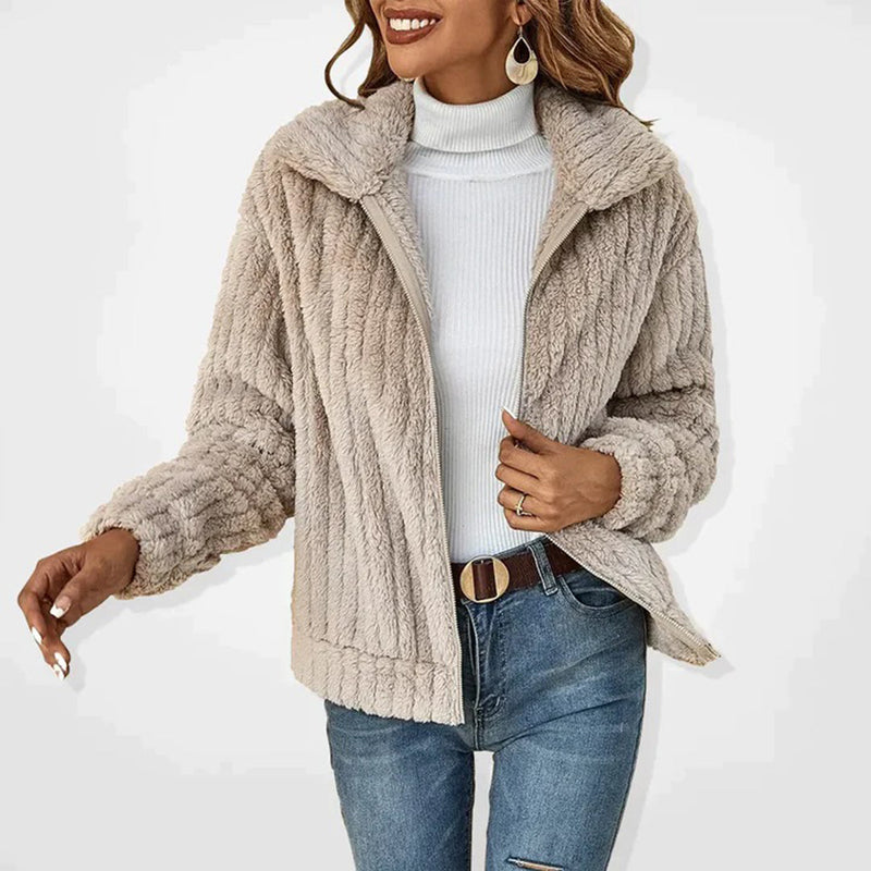 Noa Women's Long Fleece Gilet – Elegant, Warm with Zipper Closure and Practical Pockets