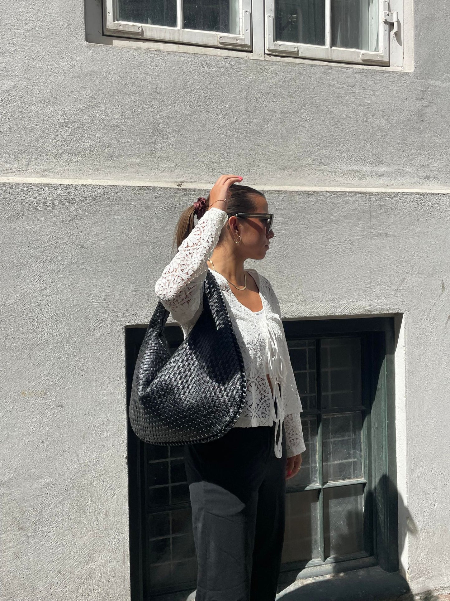 Noa Sac à Main Tressé Femme – Design Élégant en Cuir Végan avec Grand Espace et Fermeture Éclair