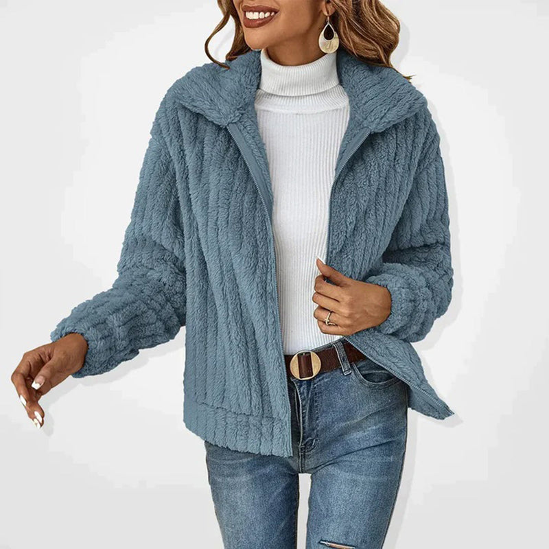 Noa Women's Long Fleece Gilet – Elegant, Warm with Zipper Closure and Practical Pockets