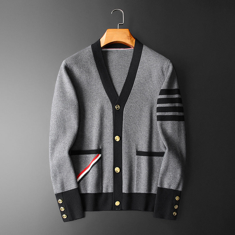 Hans Cardigan Homme Cachemire – Élégant, Rayé avec Col V, Boutons Dorés & Poches Pratiques