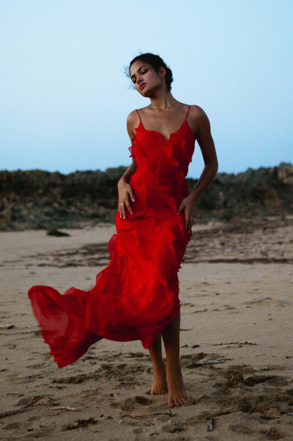 Robe Longue Femme Ashtine – Robe d’Été Légère à Volants avec Jupe à Étages & Look de Plage