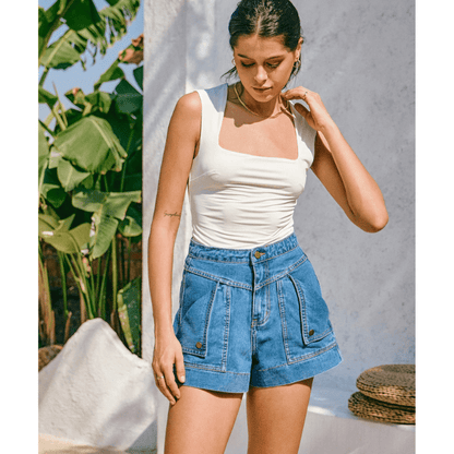 Rada Short Cargo Looksy – Taille Haute Flatteuse & Poches Cargo Tendance Été