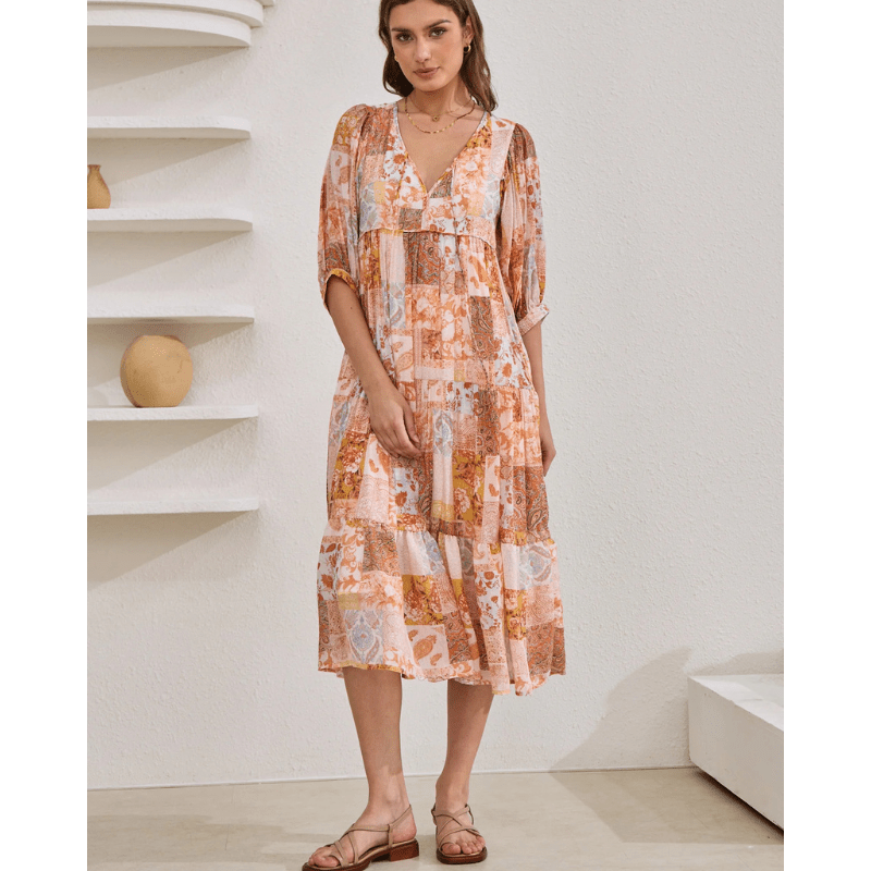 Rosina Robe Longue Looksy – Imprimé Bohème Abstrait & Coupe Fluide à Étages