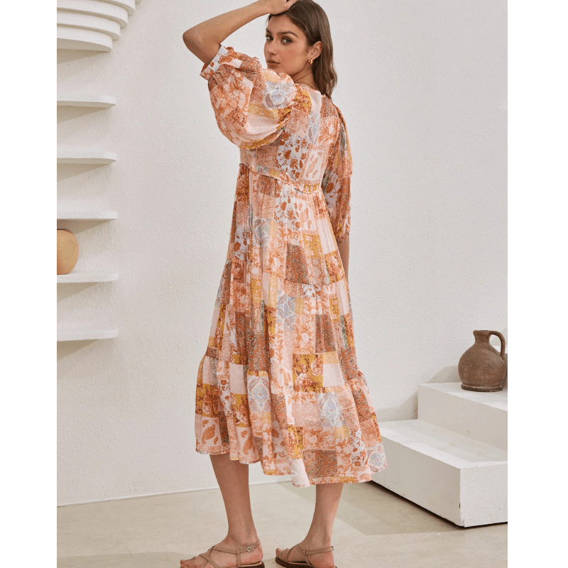 Rosina Robe Longue Looksy – Imprimé Bohème Abstrait & Coupe Fluide à Étages
