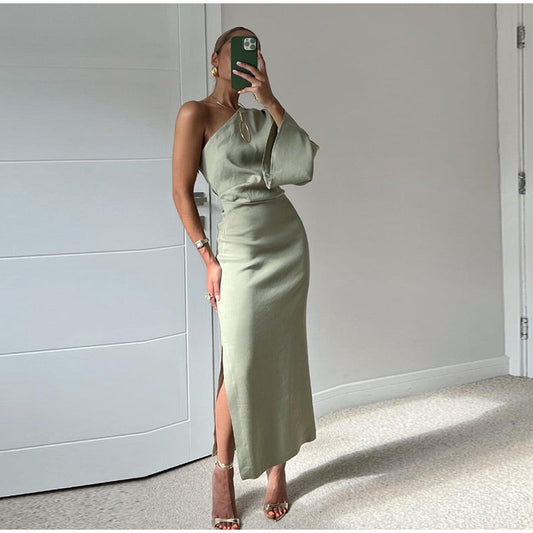 Livia Robe Satin Femme – Robe Asymétrique Élégante avec Fente & Coupe Fluide Chic