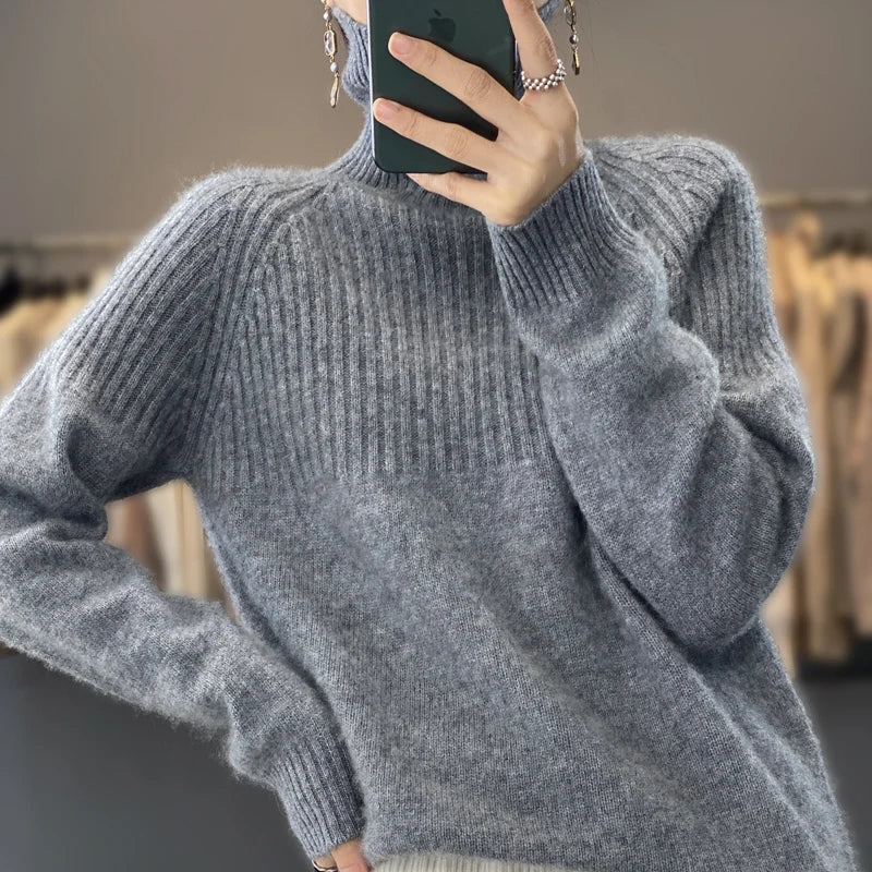 Luan Women's Turtleneck Sweater – Soft Knit with Ribbed Details & Modern Relaxed Fit