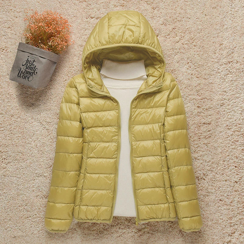 Daphne Mid-Season Women's Jacket – Lightweight Down Jacket with Elegant Hood & Slim Fit