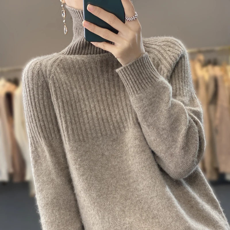 Luan Women's Turtleneck Sweater – Soft Knit with Ribbed Details & Modern Relaxed Fit
