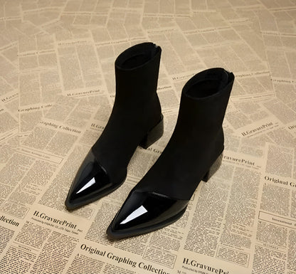 Gracia Bottines Femme – Boots Élégantes en Daim avec Détails Vernis & Talon Bloc Confortable