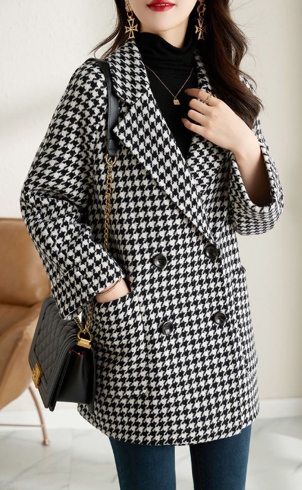 Audrey Checkered Women's Jacket – Chic & Comfortable Vintage Oversized Double-Breasted Coat