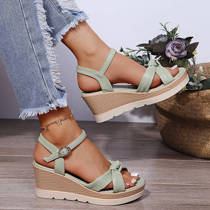 Matilda Sandales Compensées Femme – Élégantes Sandales à Brides Croisées & Talon Confortable