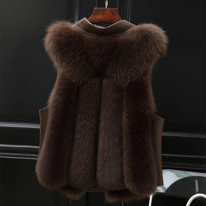 Dilara Women's Faux Fur Gilet – Elegant Design with Adjustable Fit & Soft Lining