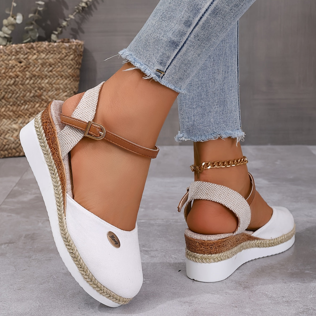 Zanira Sandales Femme – Sandales Compensées Bout Fermé Chic et Confortables pour l’Été