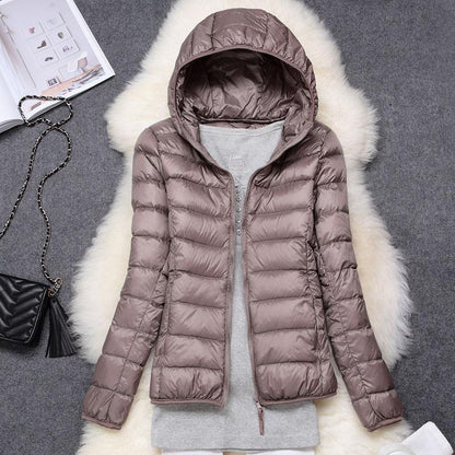 Aria Femme Veste Imperméable – Légère, Polyvalente & Élégante avec Capuche Amovible