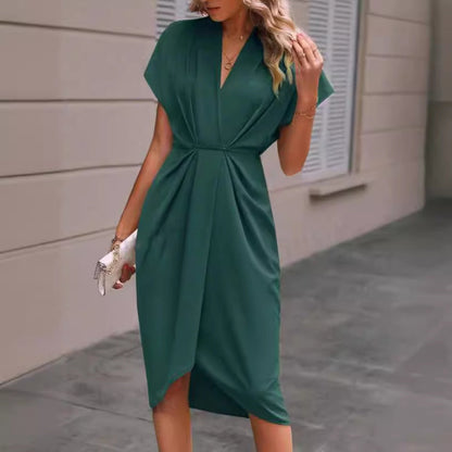 Louise Robe Femme – Robe Tendance à Manches Chauve-Souris avec Décolleté en V & Plis Élégants