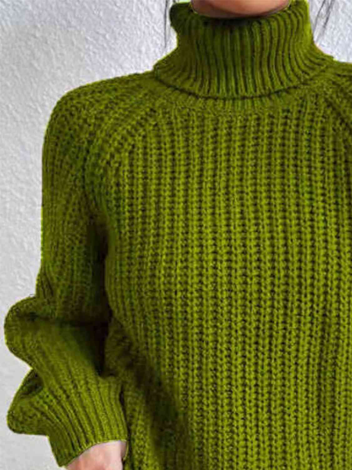 Angela Pull Femme – Pull à Col Roulé Côtelé avec Fente Latérale Chic pour Automne/Hiver Élégant