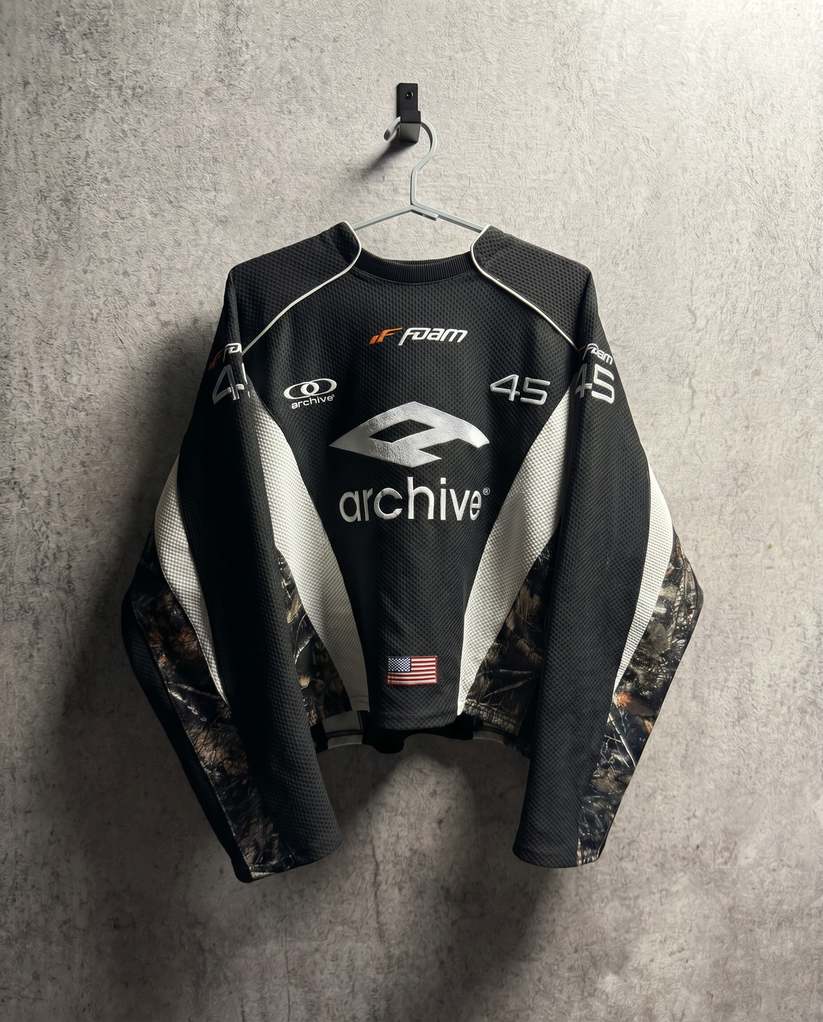 ARCHIVE HUNTER CAMO HOCKEY JERSEY