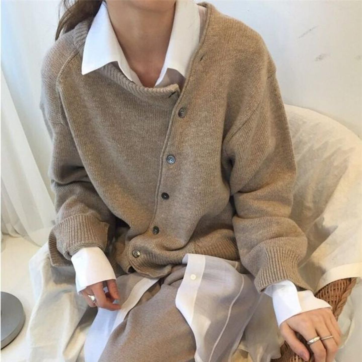 Lucille Cashmere Sweater for Women – Soft, Warm, and Breathable Knit for Autumn
