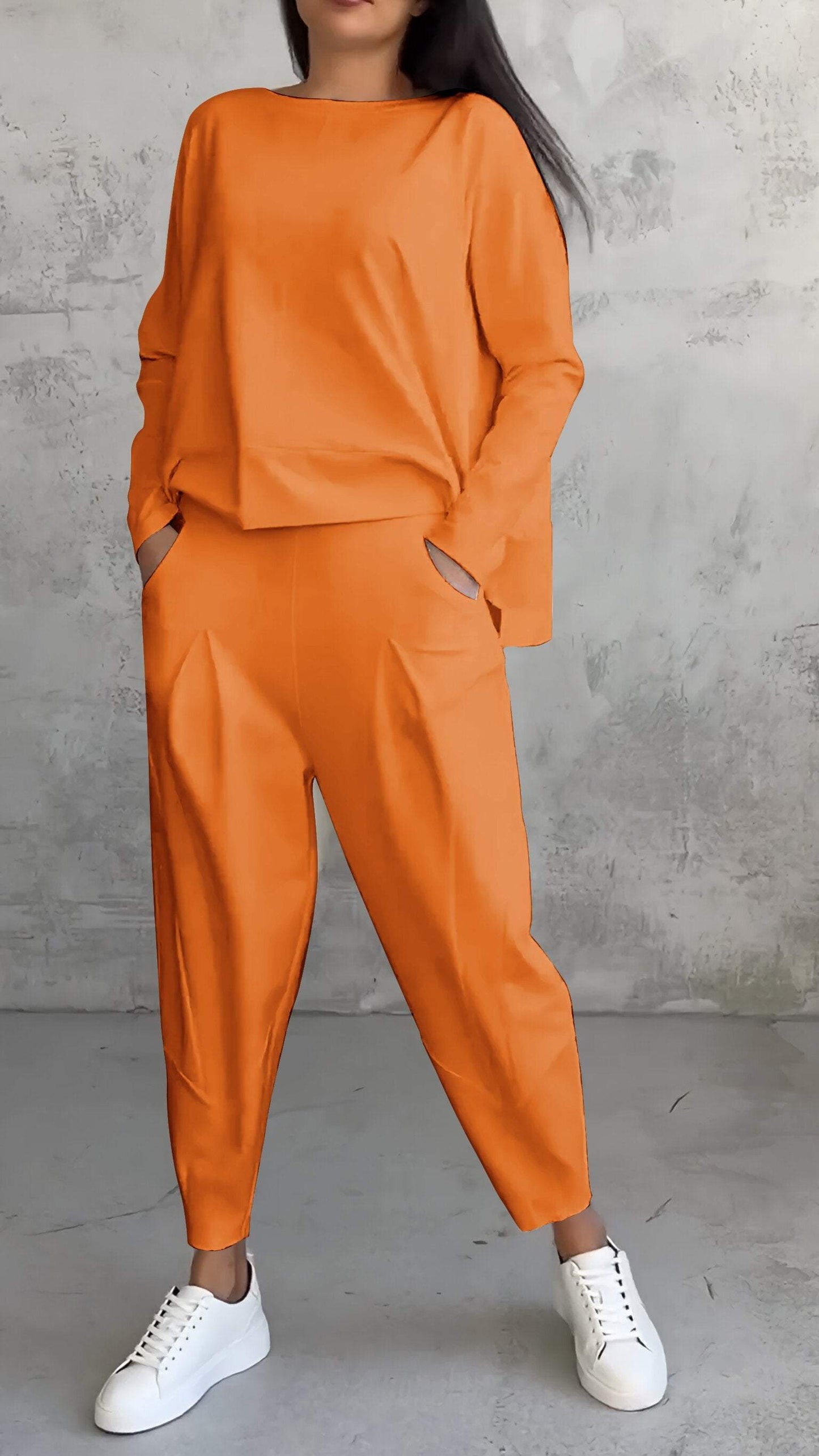 Emilie Ensemble Femme – Tenue à Col Rond en Spandex Confortable et Élégante au Style Moderne