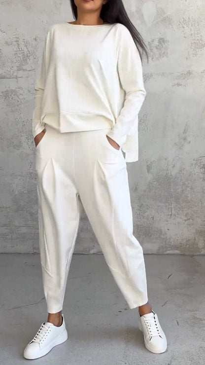 Emilie Ensemble Femme – Tenue à Col Rond en Spandex Confortable et Élégante au Style Moderne