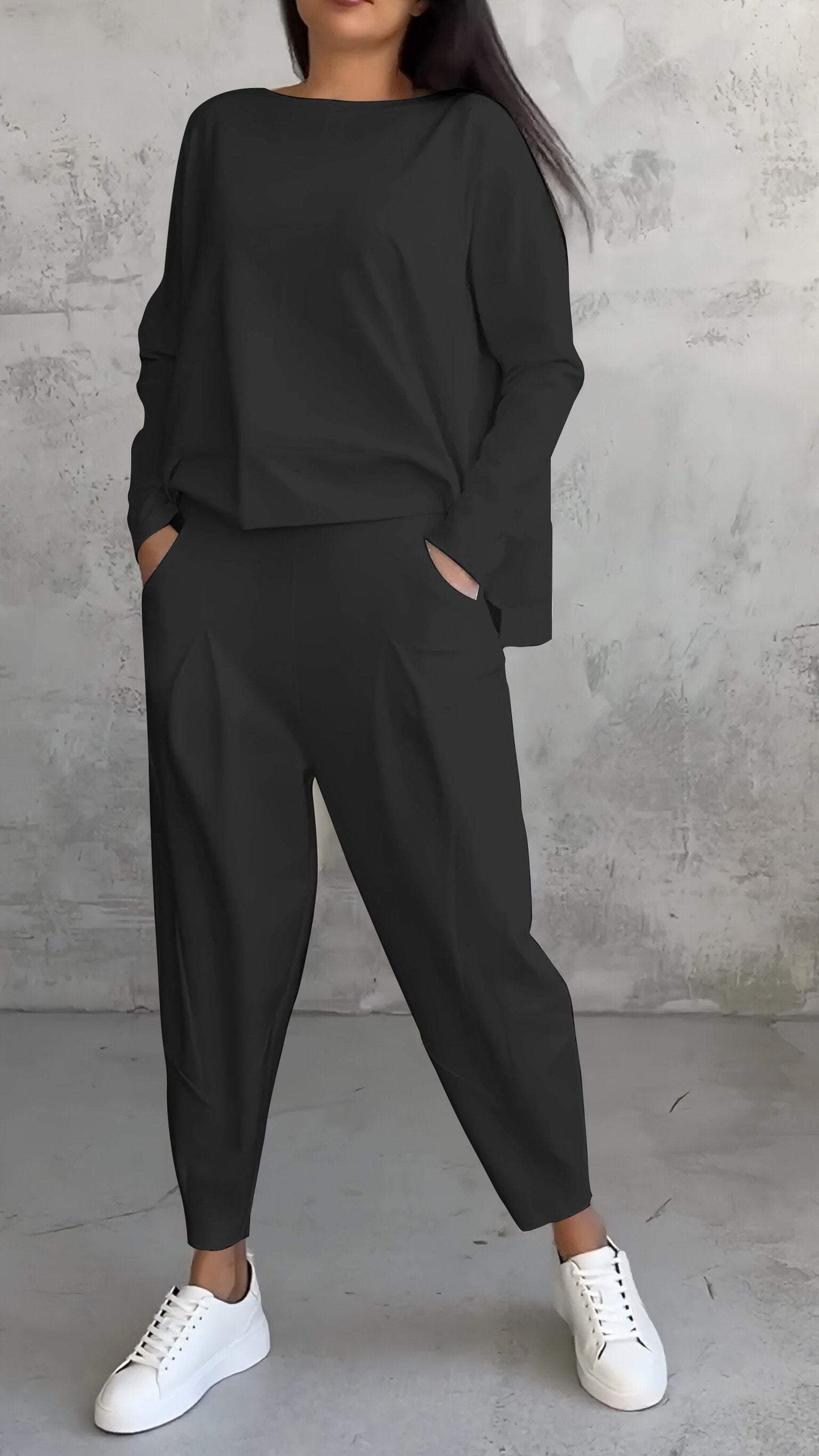 Emilie Ensemble Femme – Tenue à Col Rond en Spandex Confortable et Élégante au Style Moderne