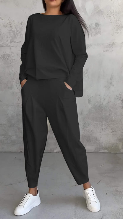 Emilie Ensemble Femme – Tenue à Col Rond en Spandex Confortable et Élégante au Style Moderne