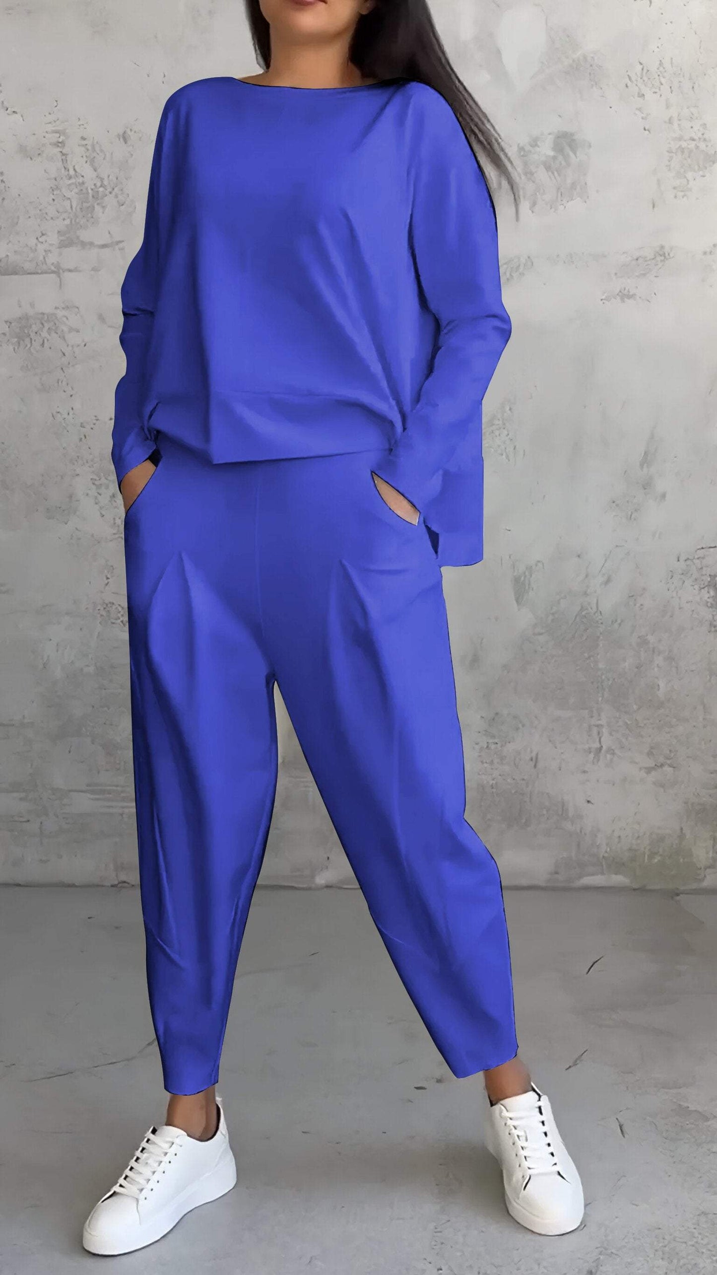Emilie Ensemble Femme – Tenue à Col Rond en Spandex Confortable et Élégante au Style Moderne