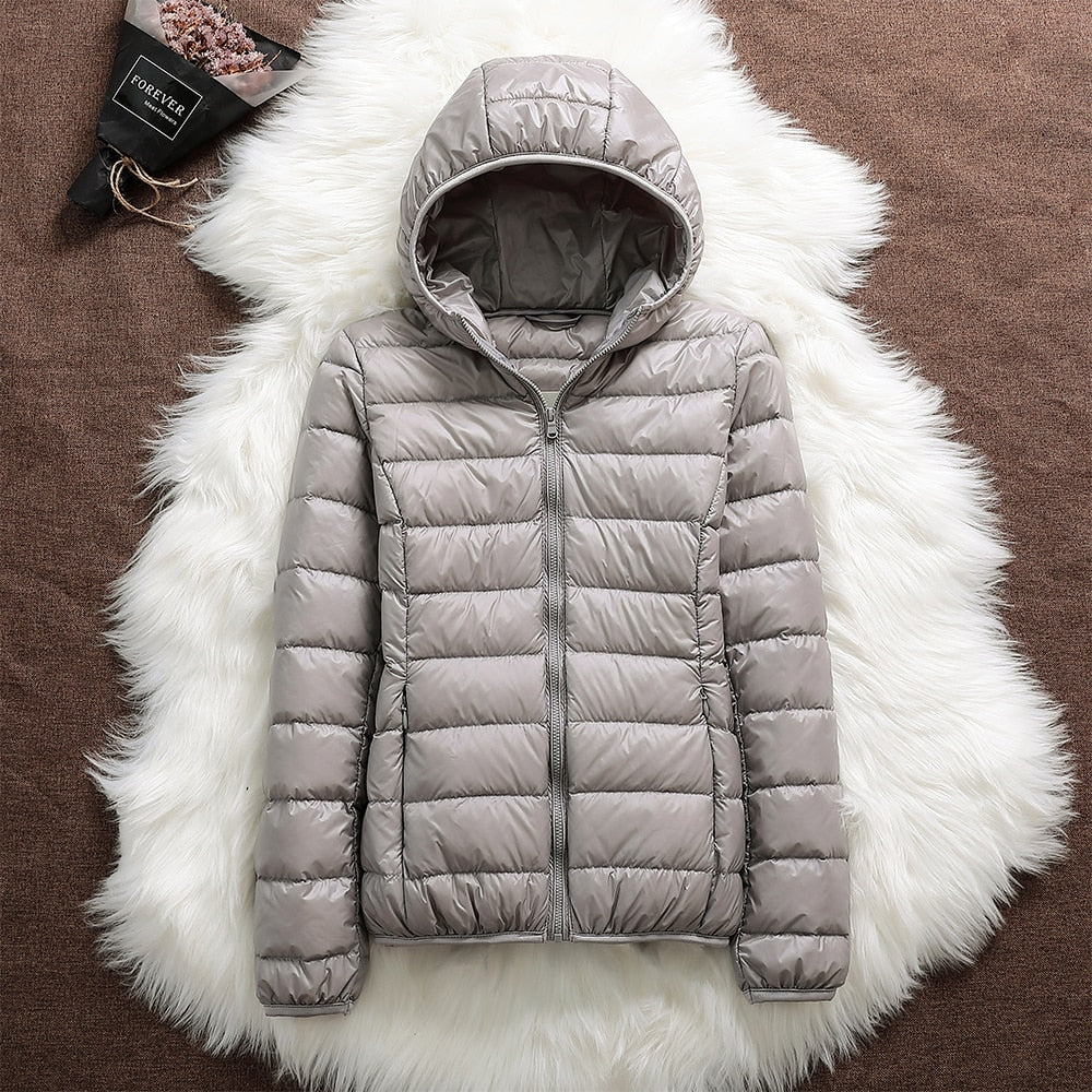 Aria Femme Veste Imperméable – Légère, Polyvalente & Élégante avec Capuche Amovible